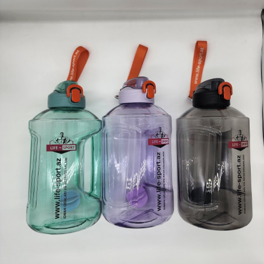 LIFE SPORT WATER BOTTLE WITH PLASTIC BALL 2,2L